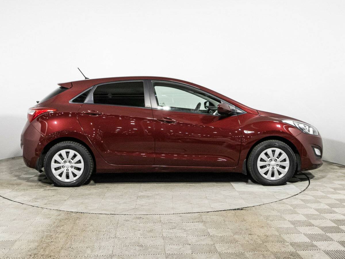 Hyundai i30 с пробегом — 2016 год. Фото: #3