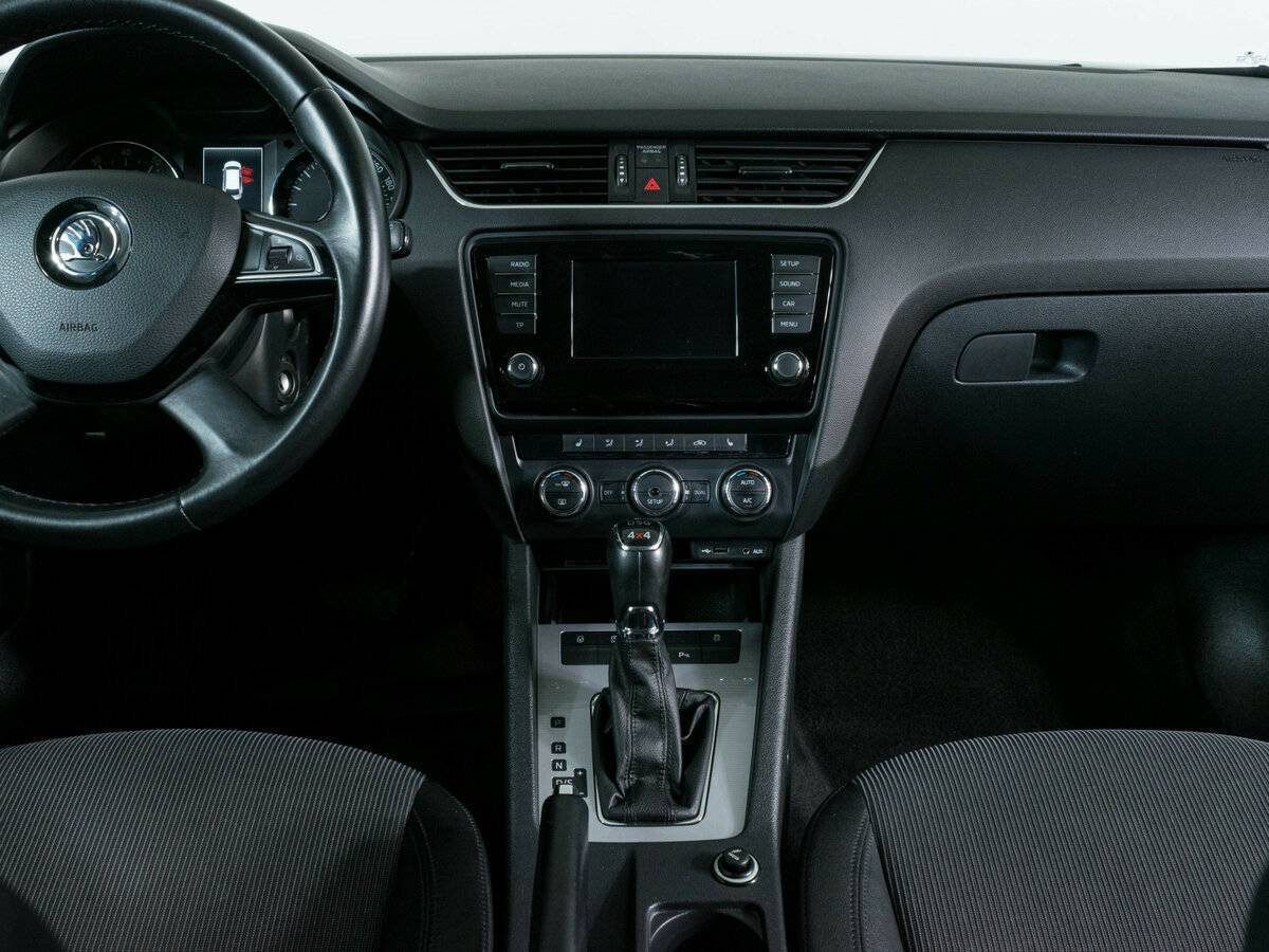 Skoda Octavia с пробегом — 2014 год. Фото: #8