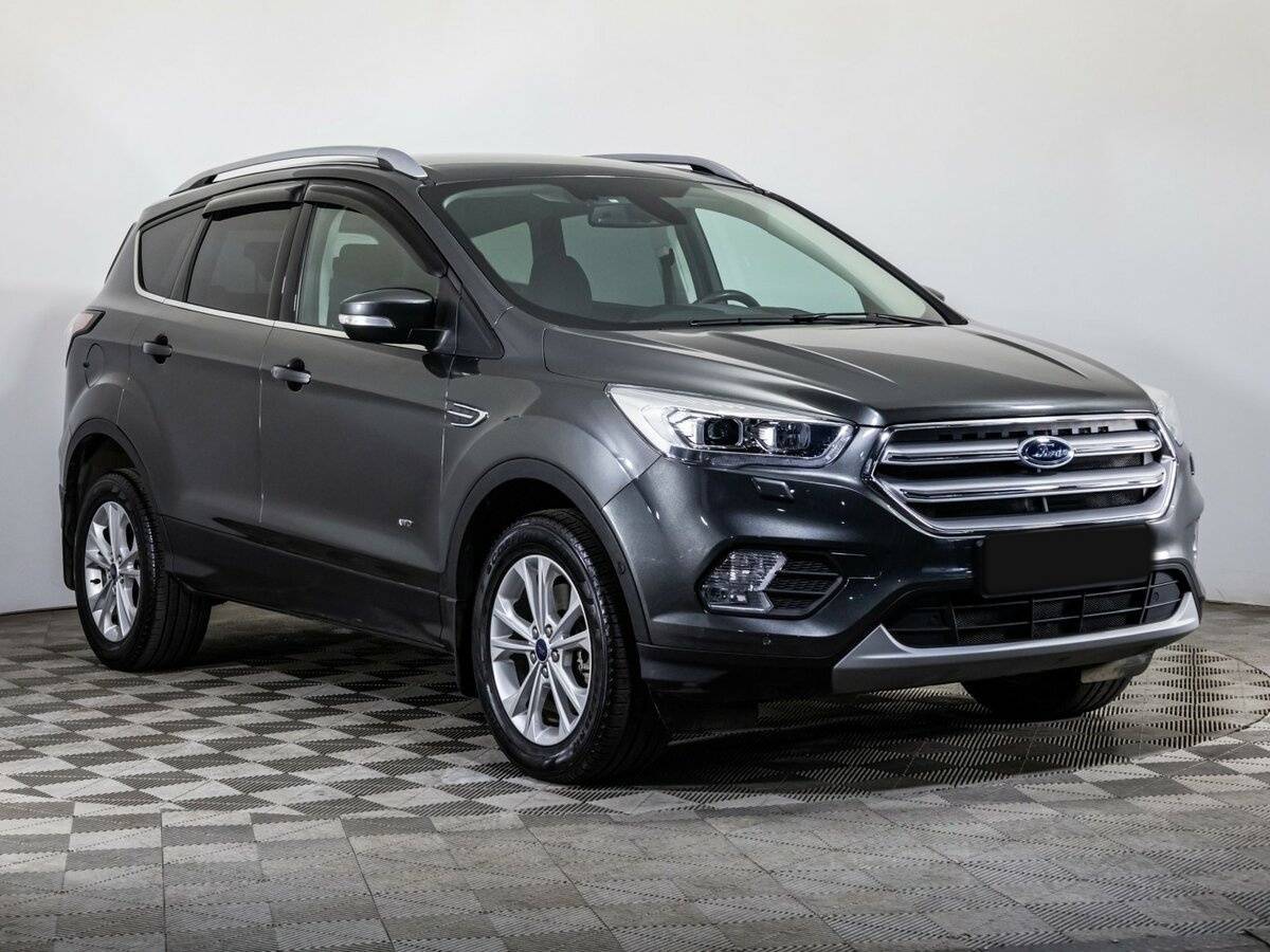 Ford Kuga с пробегом — 2018 год. Фото: #2