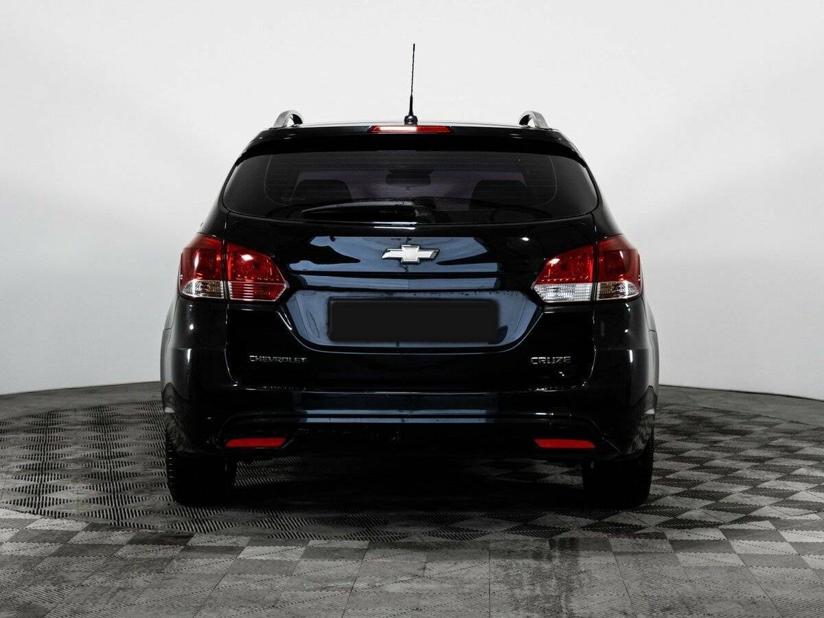 Chevrolet Cruze с пробегом — 2013 год. Фото: #4