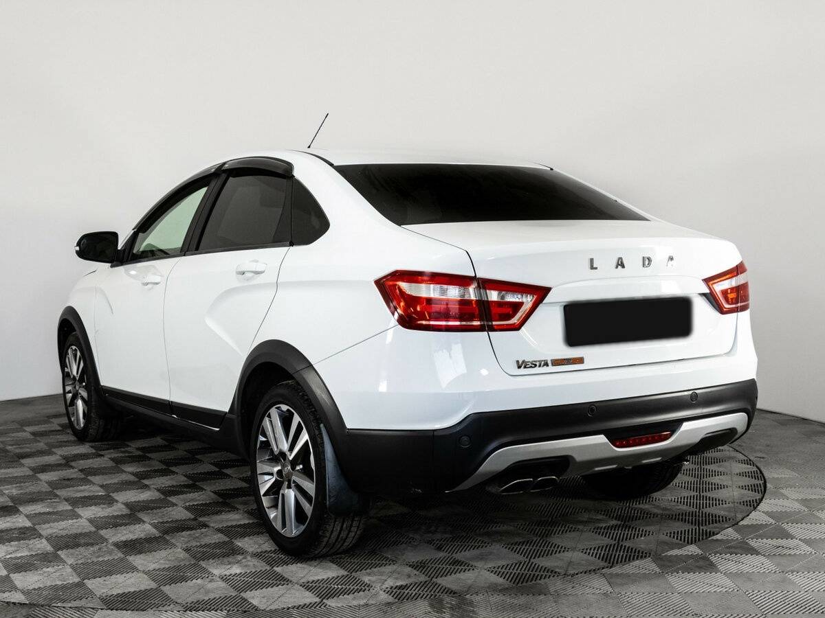 Lada (ВАЗ) Vesta с пробегом — 2018 год. Фото: #5