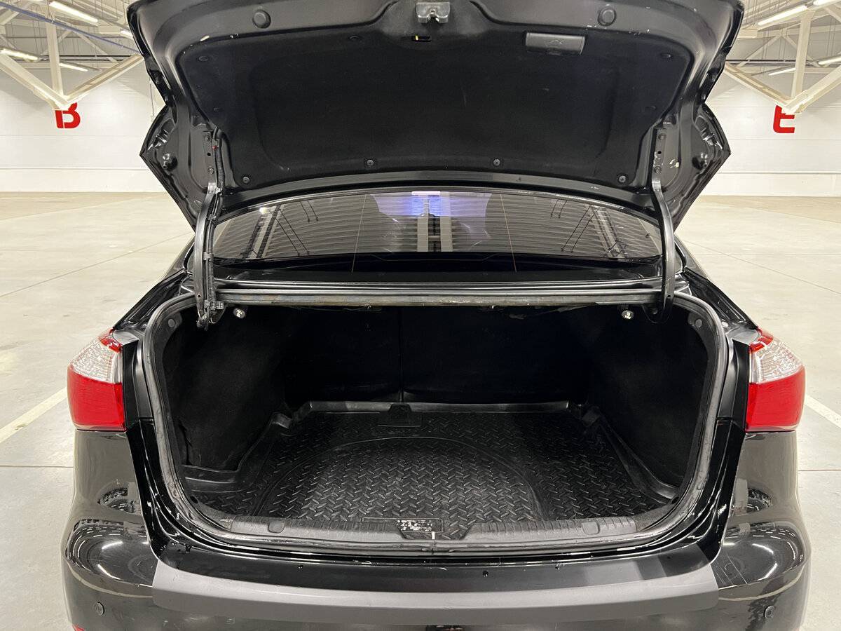 Kia Cerato с пробегом — 2014 год. Фото: #9