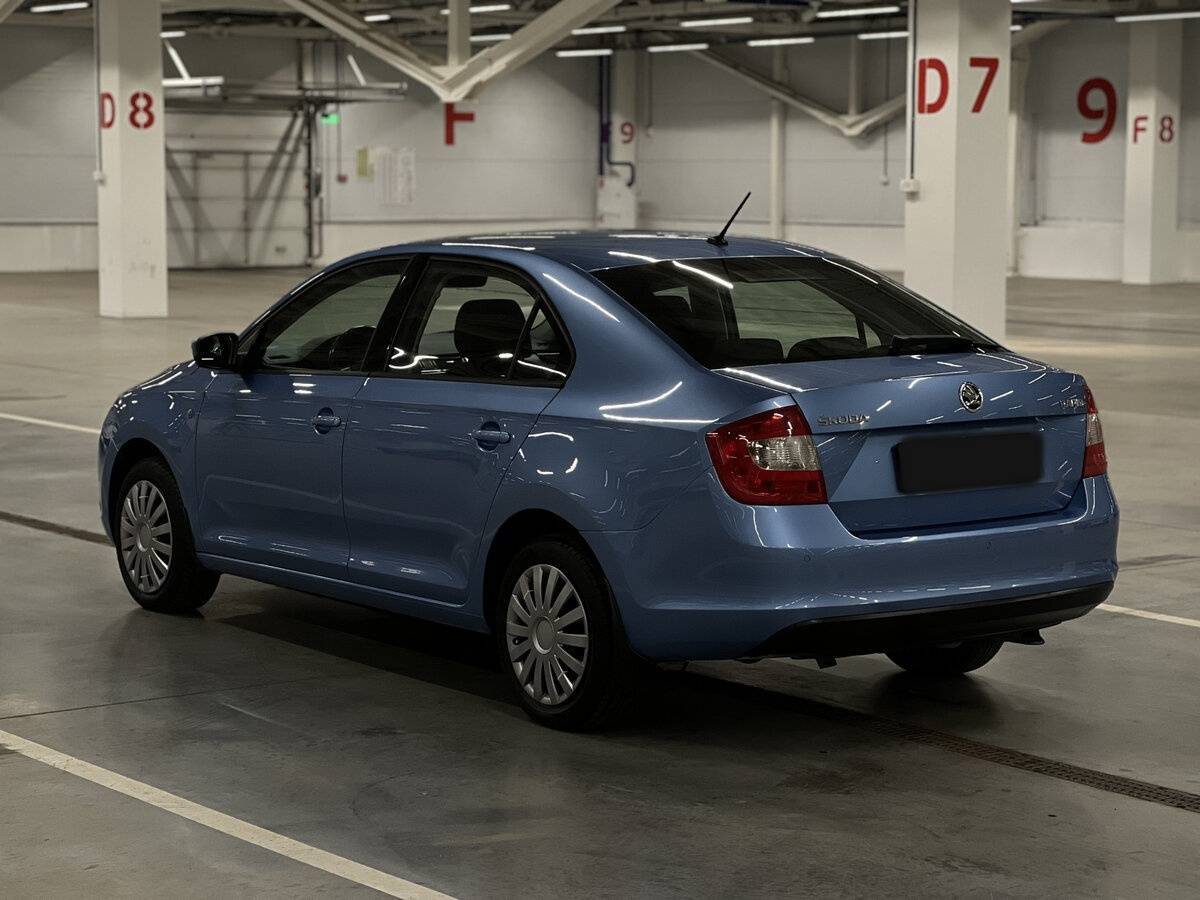 Skoda Rapid с пробегом — 2016 год. Фото: #6