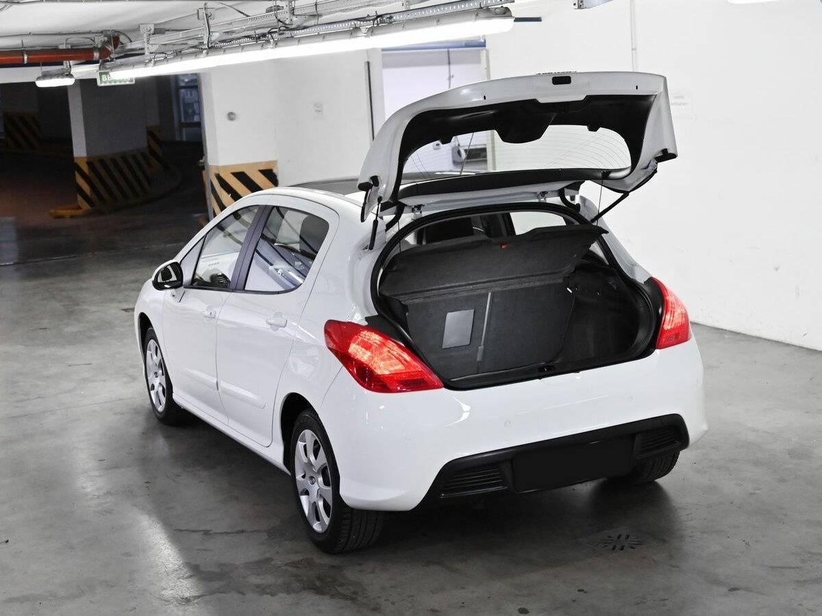 Peugeot 308 с пробегом — 2012 год. Фото: #4