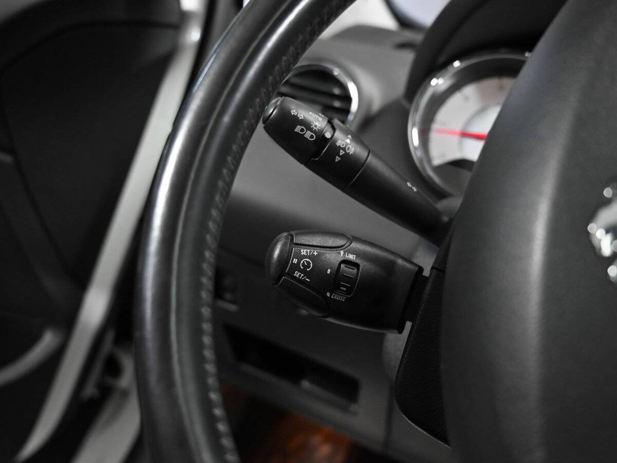 Peugeot 308 с пробегом — 2012 год. Фото: #7