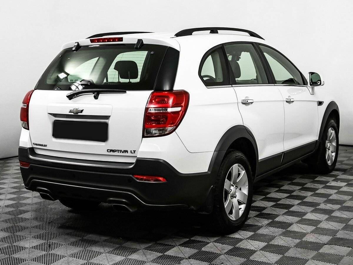 Chevrolet Captiva с пробегом — 2014 год. Фото: #4