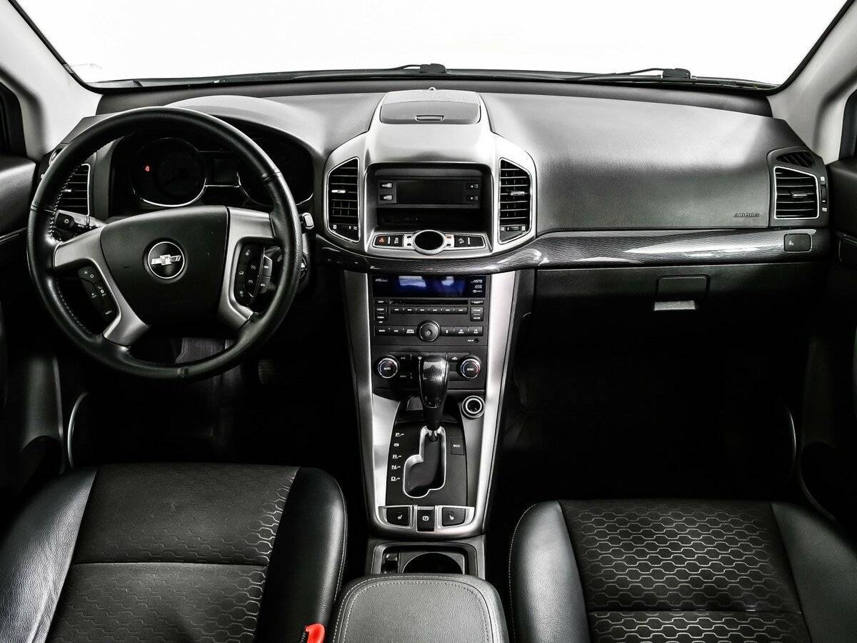 Chevrolet Captiva с пробегом — 2014 год. Фото: #10