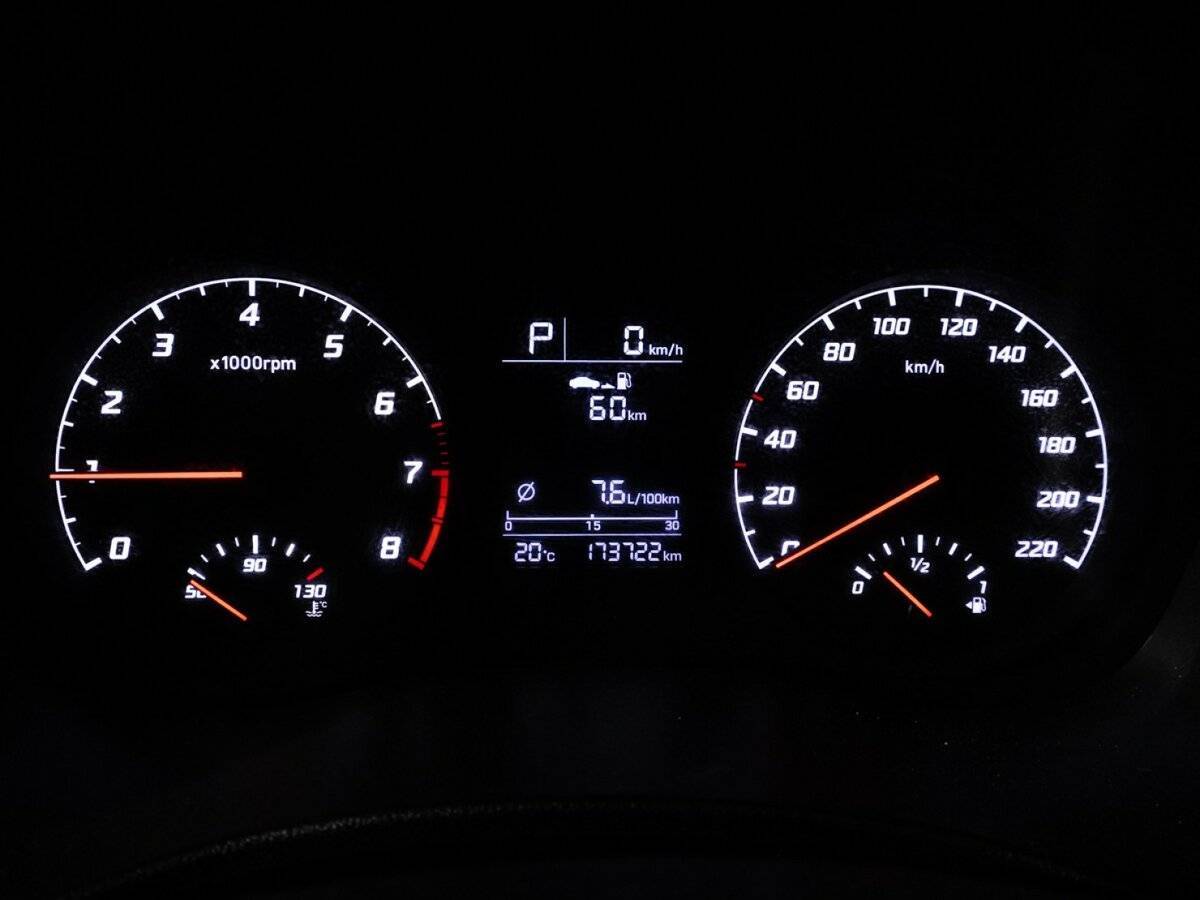 Hyundai Solaris с пробегом — 2021 год. Фото: #11