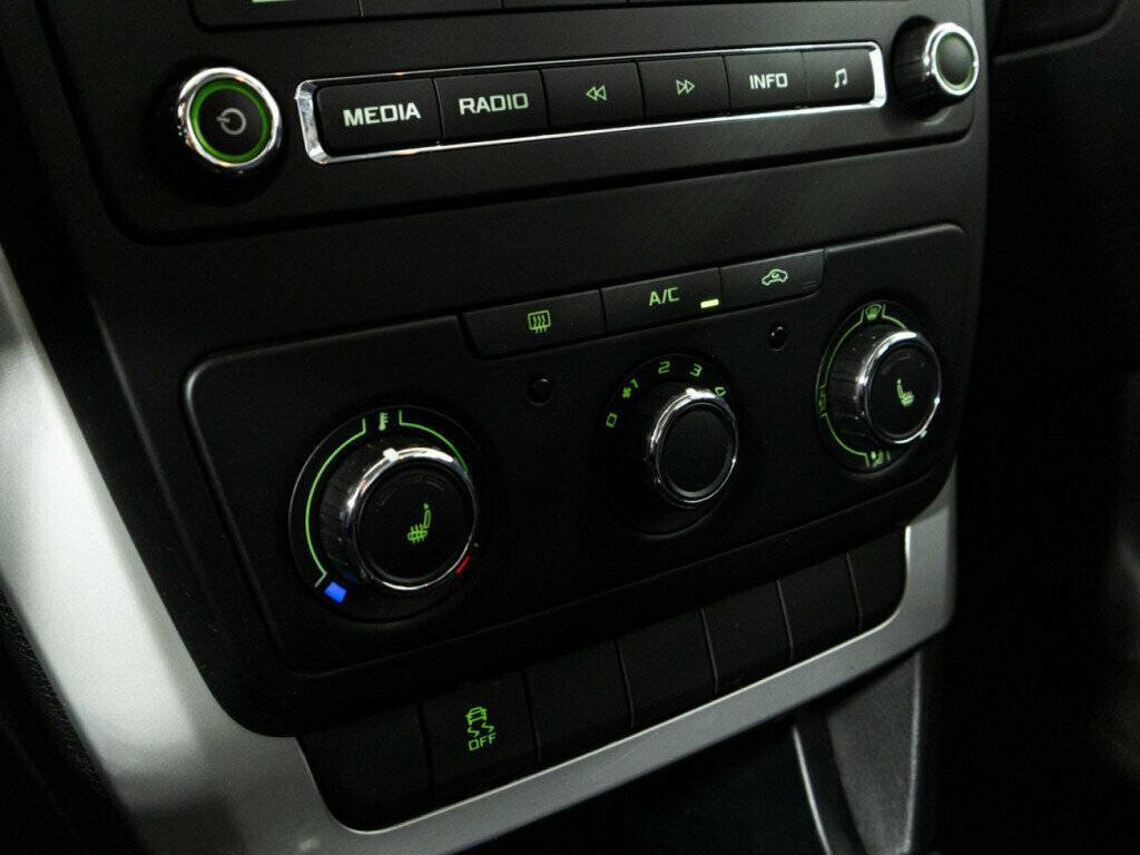 Skoda Yeti с пробегом — 2013 год. Фото: #14