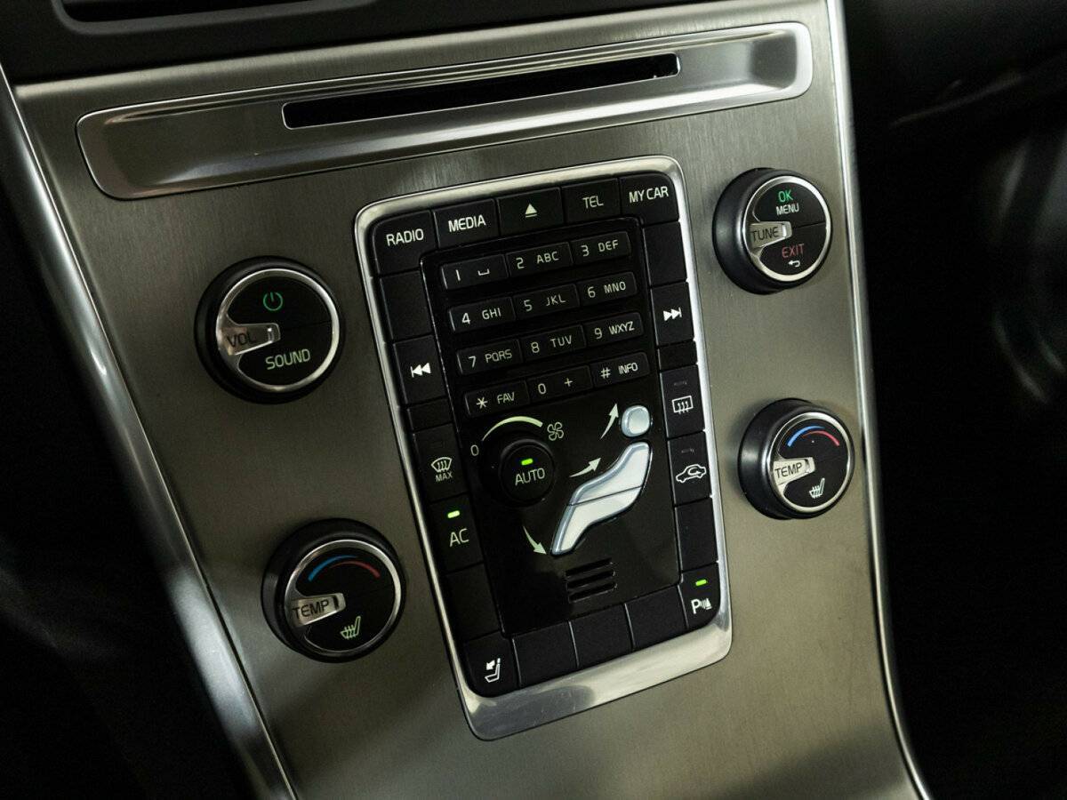 Volvo XC60 с пробегом — 2012 год. Фото: #18