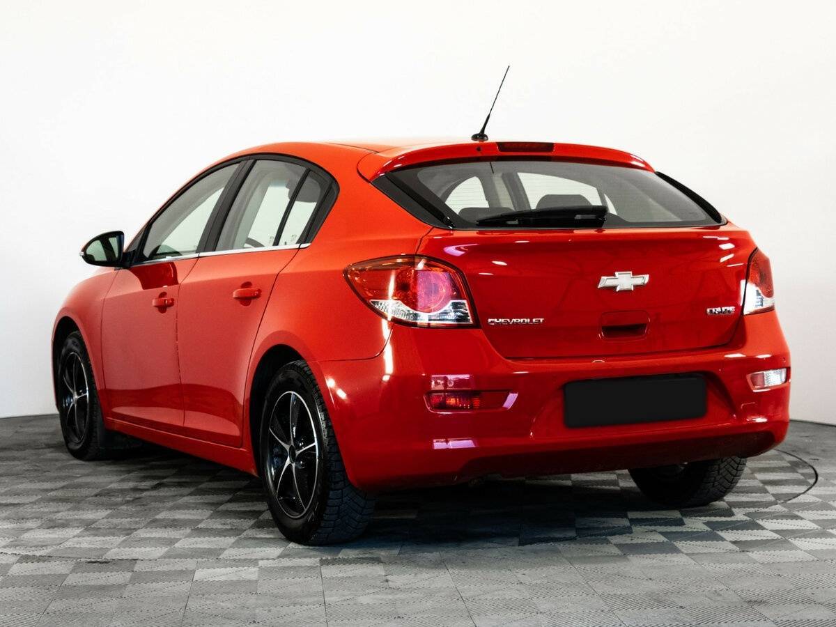 Chevrolet Cruze с пробегом — 2014 год. Фото: #6