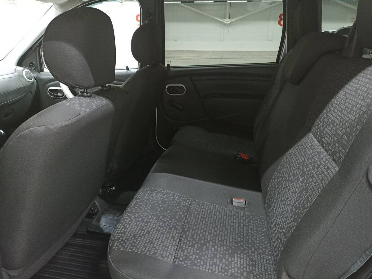 Lada (ВАЗ) Largus с пробегом — 2019 год. Фото: #11