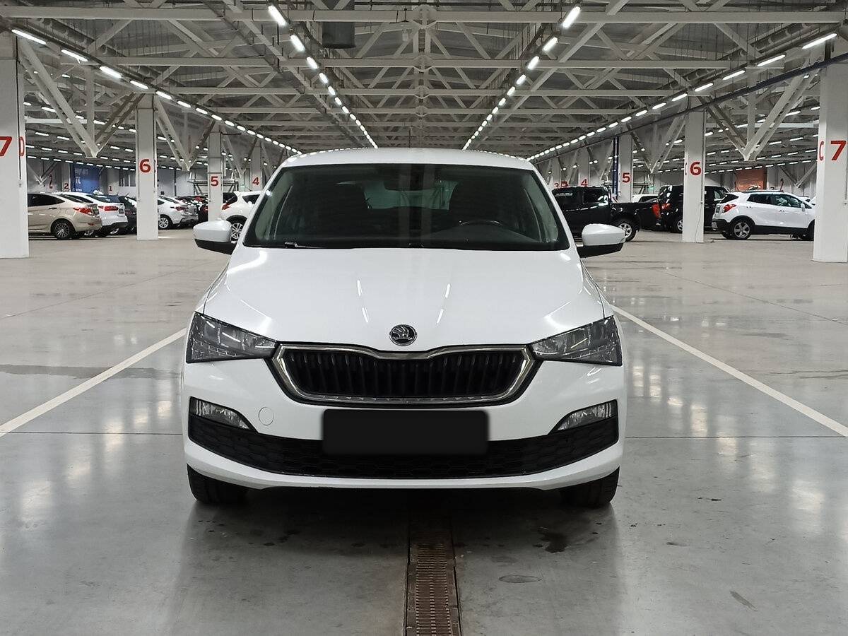 Skoda Rapid с пробегом — 2021 год. Фото: #1