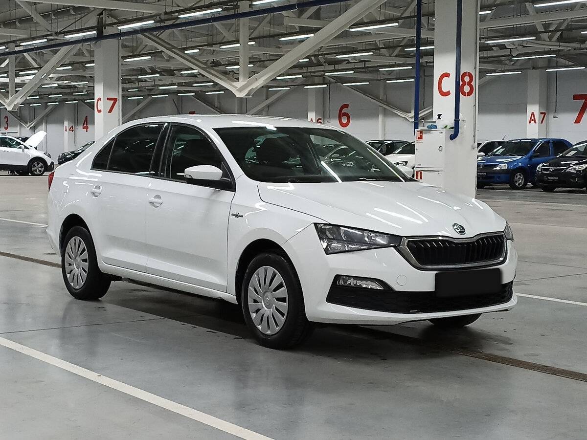 Skoda Rapid с пробегом — 2021 год. Фото: #2