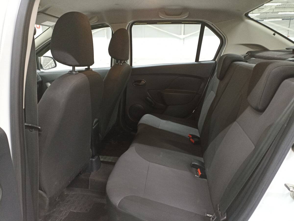 Renault Logan с пробегом — 2020 год. Фото: #11