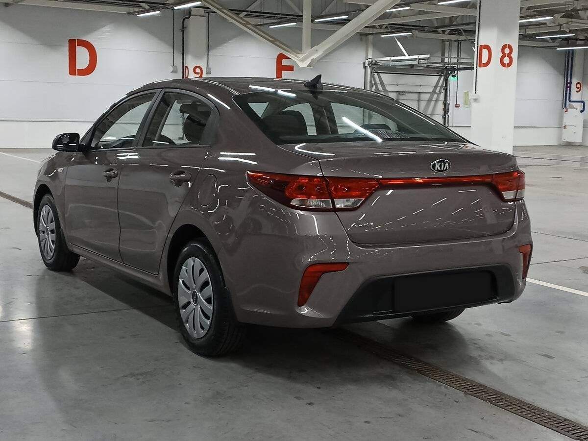 Kia Rio с пробегом — 2018 год. Фото: #6