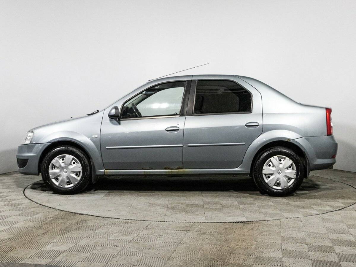 Renault Logan с пробегом — 2012 год. Фото: #7