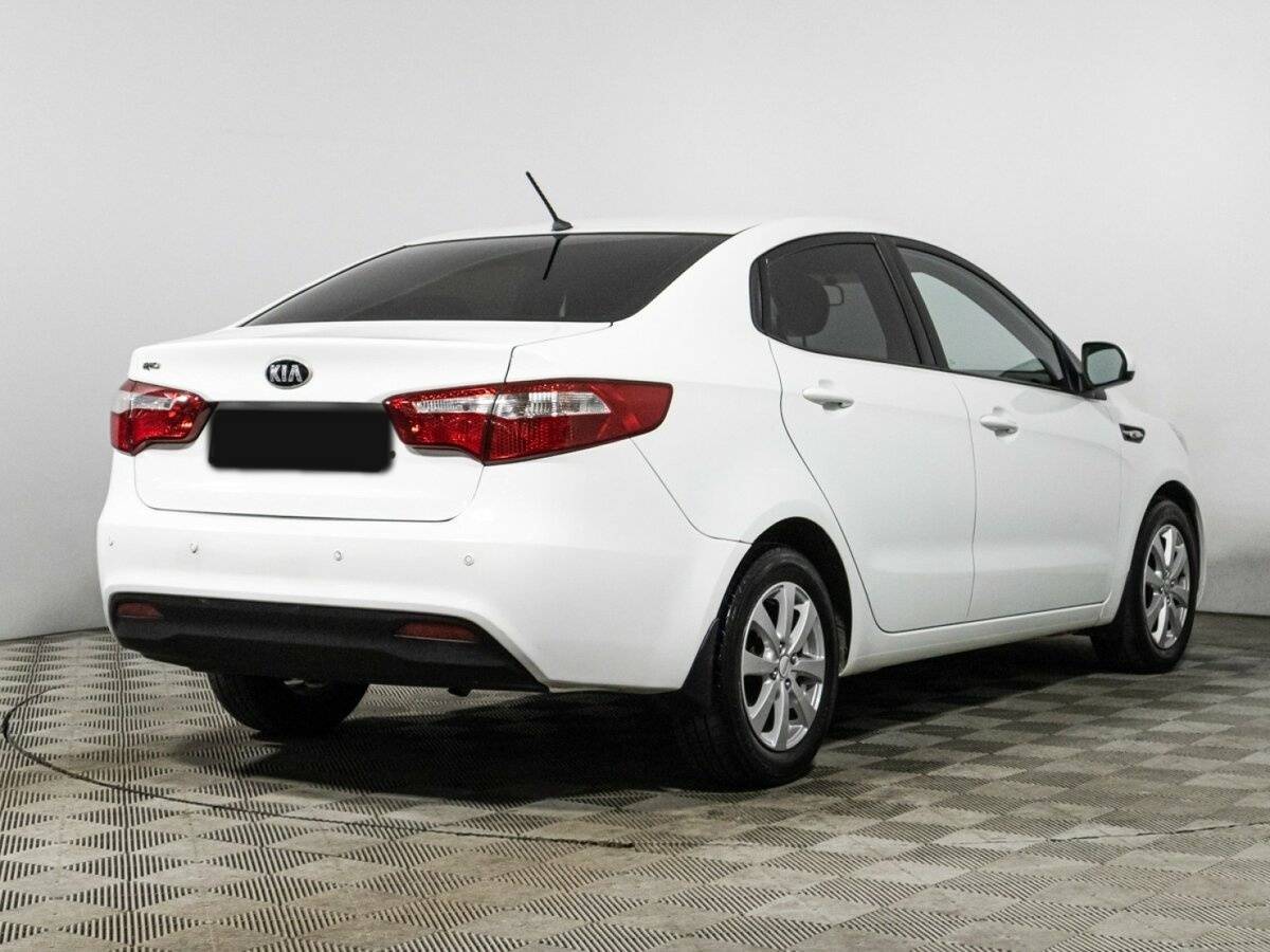 Kia Rio с пробегом — 2014 год. Фото: #4