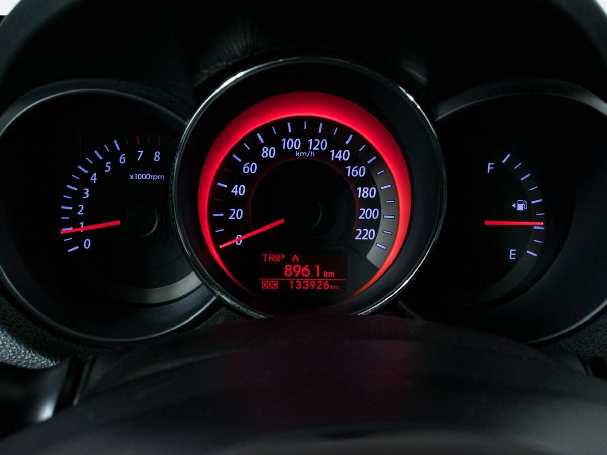 Kia Cerato с пробегом — 2012 год. Фото: #12