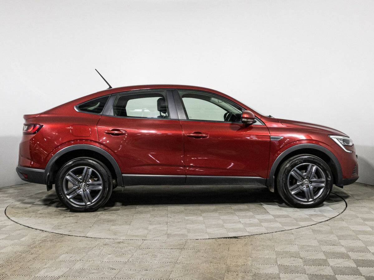 Renault Arkana с пробегом — 2021 год. Фото: #3