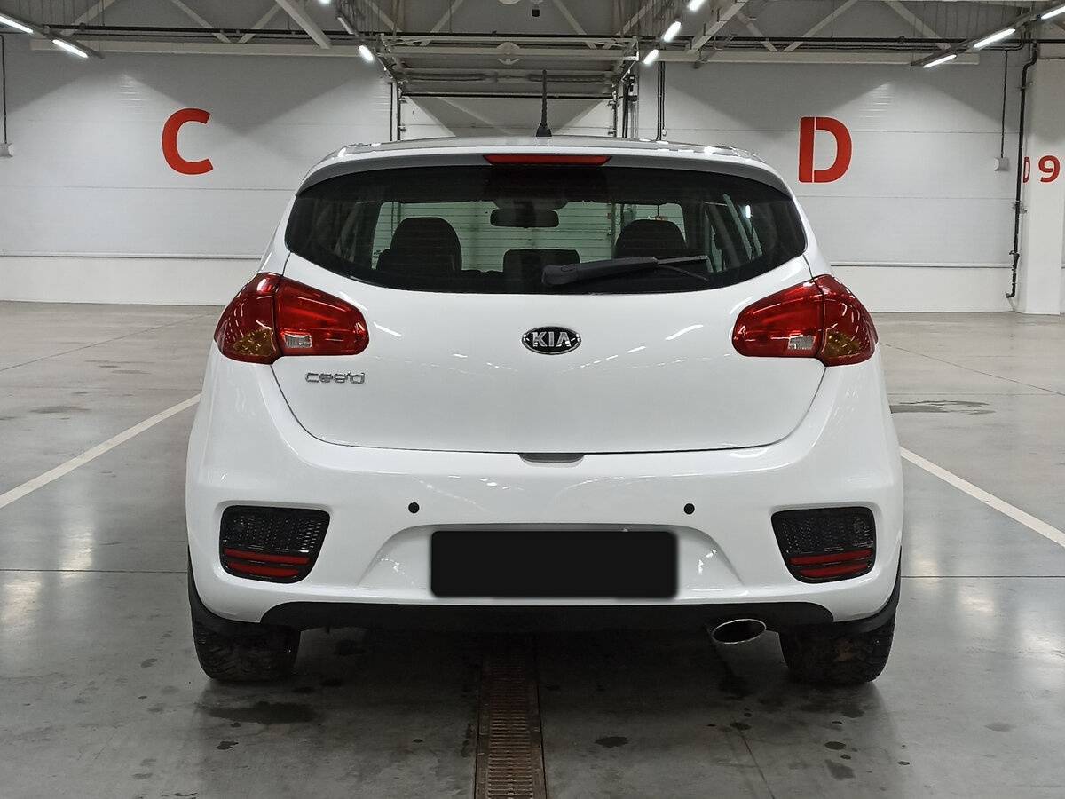 Kia Ceed с пробегом — 2015 год. Фото: #5