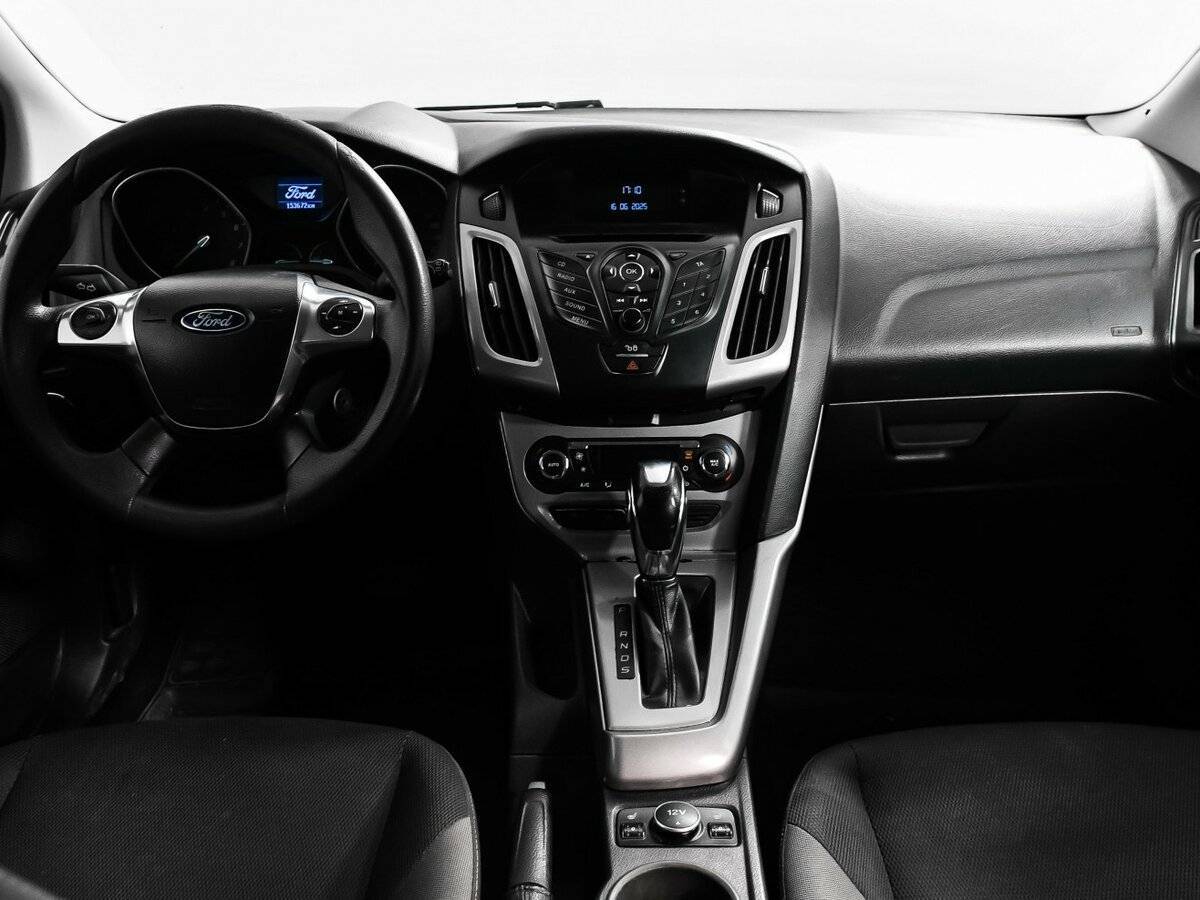 Ford Focus с пробегом — 2012 год. Фото: #10