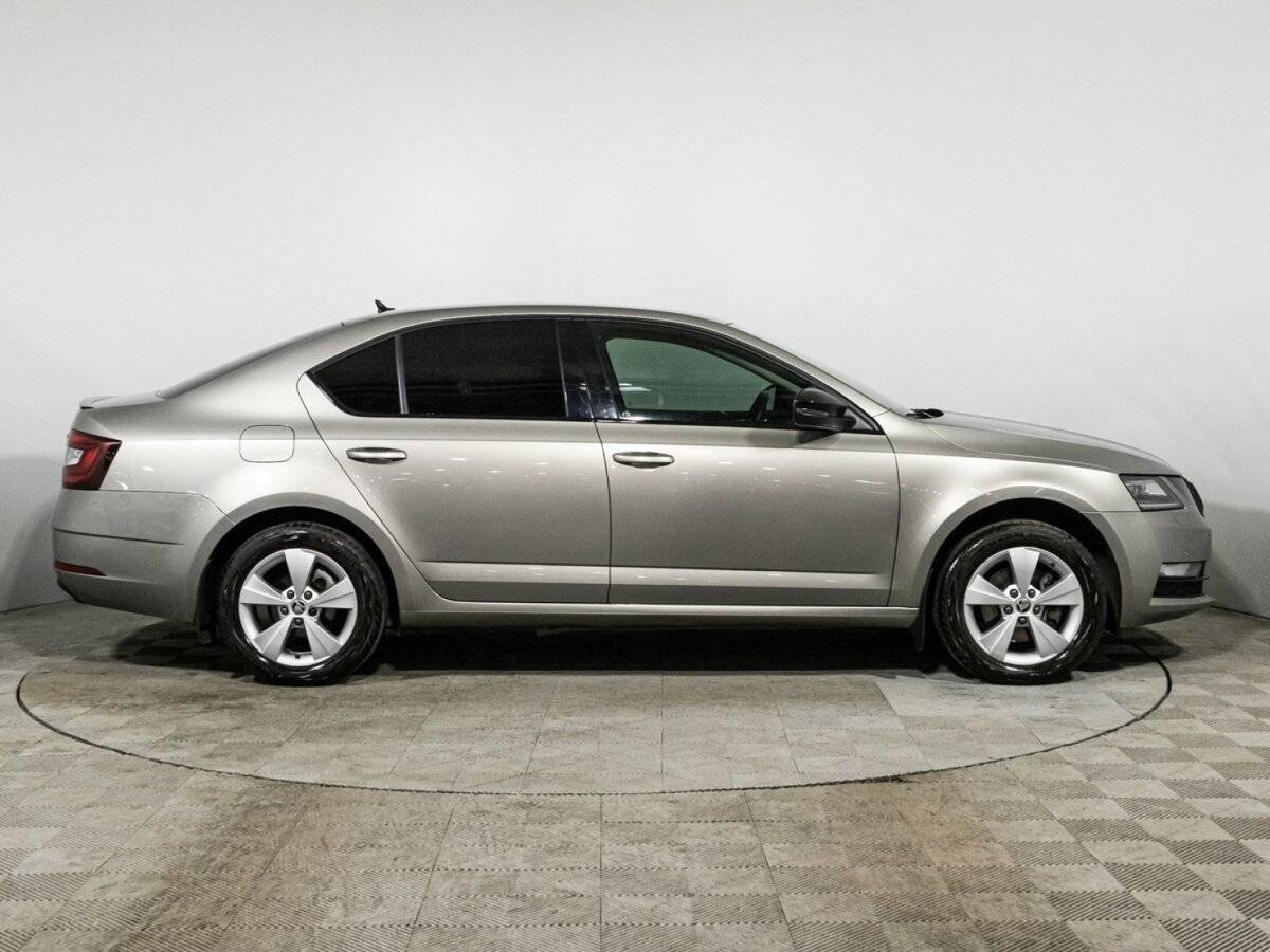 Skoda Octavia с пробегом — 2018 год. Фото: #3