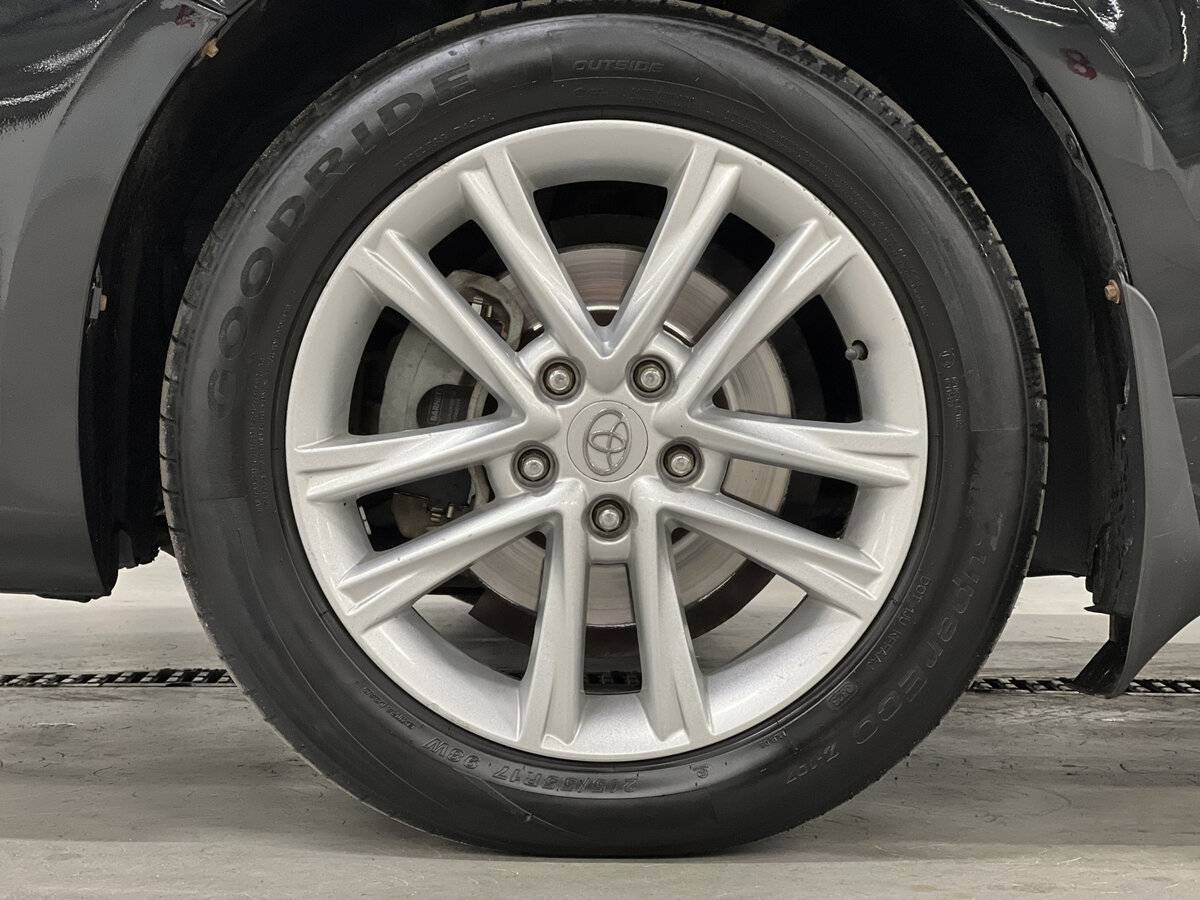 Toyota Camry с пробегом — 2015 год. Фото: #17