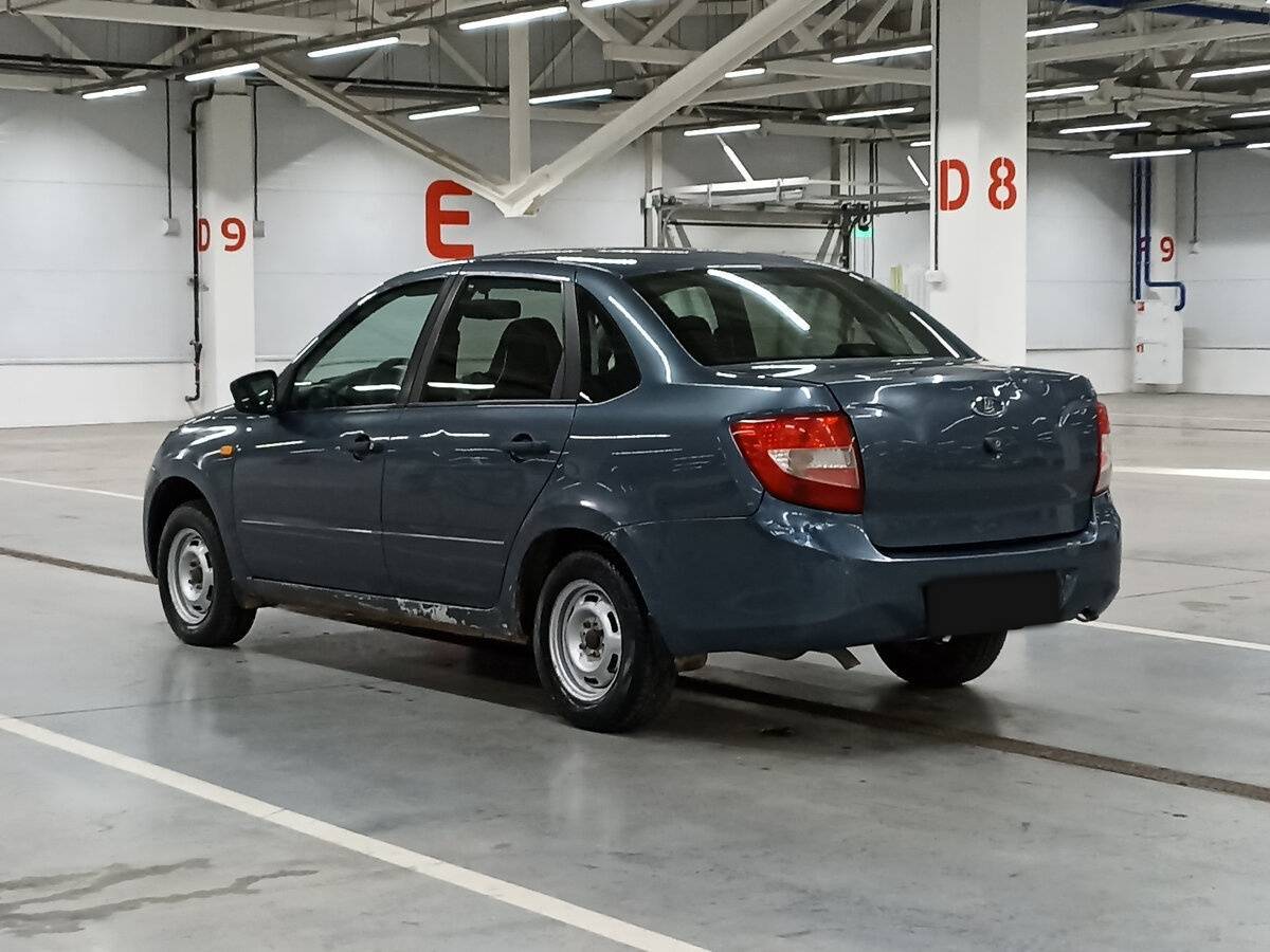 Lada (ВАЗ) Granta с пробегом — 2016 год. Фото: #6