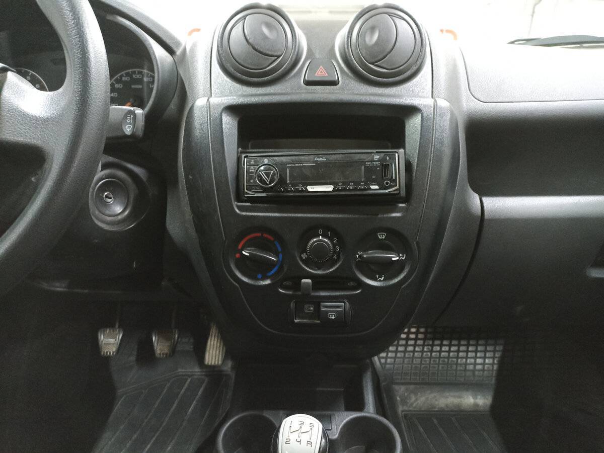 Lada (ВАЗ) Granta с пробегом — 2016 год. Фото: #14