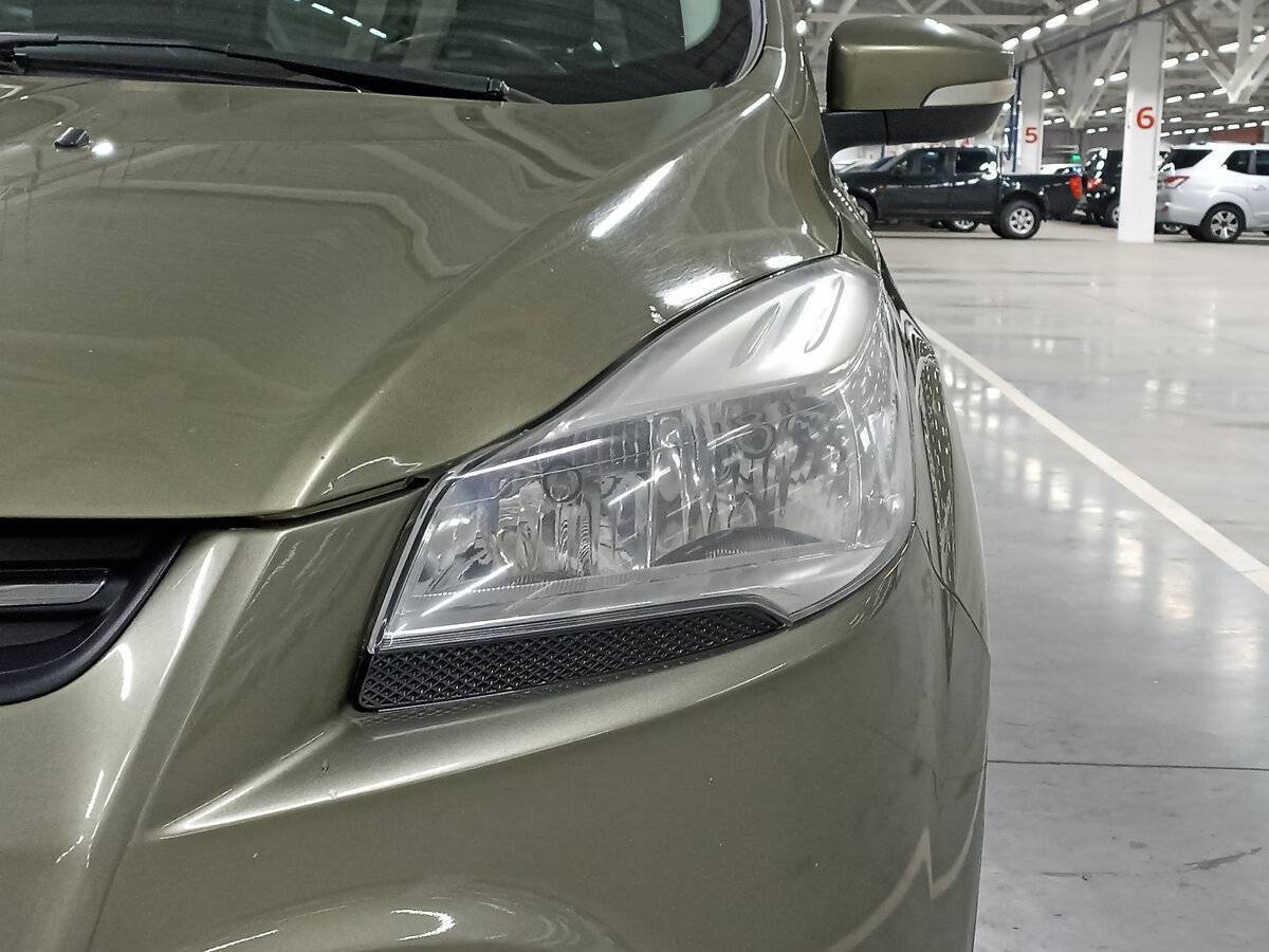 Ford Kuga с пробегом — 2014 год. Фото: #16