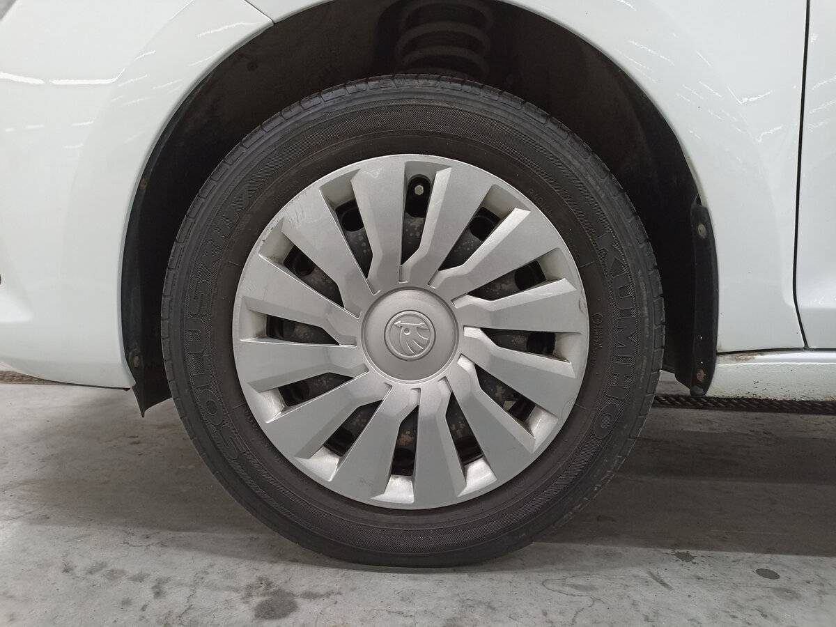 Skoda Rapid с пробегом — 2021 год. Фото: #17