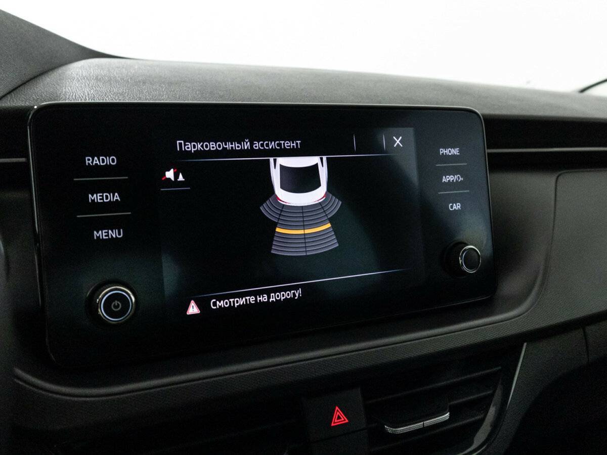 Skoda Rapid с пробегом — 2021 год. Фото: #15