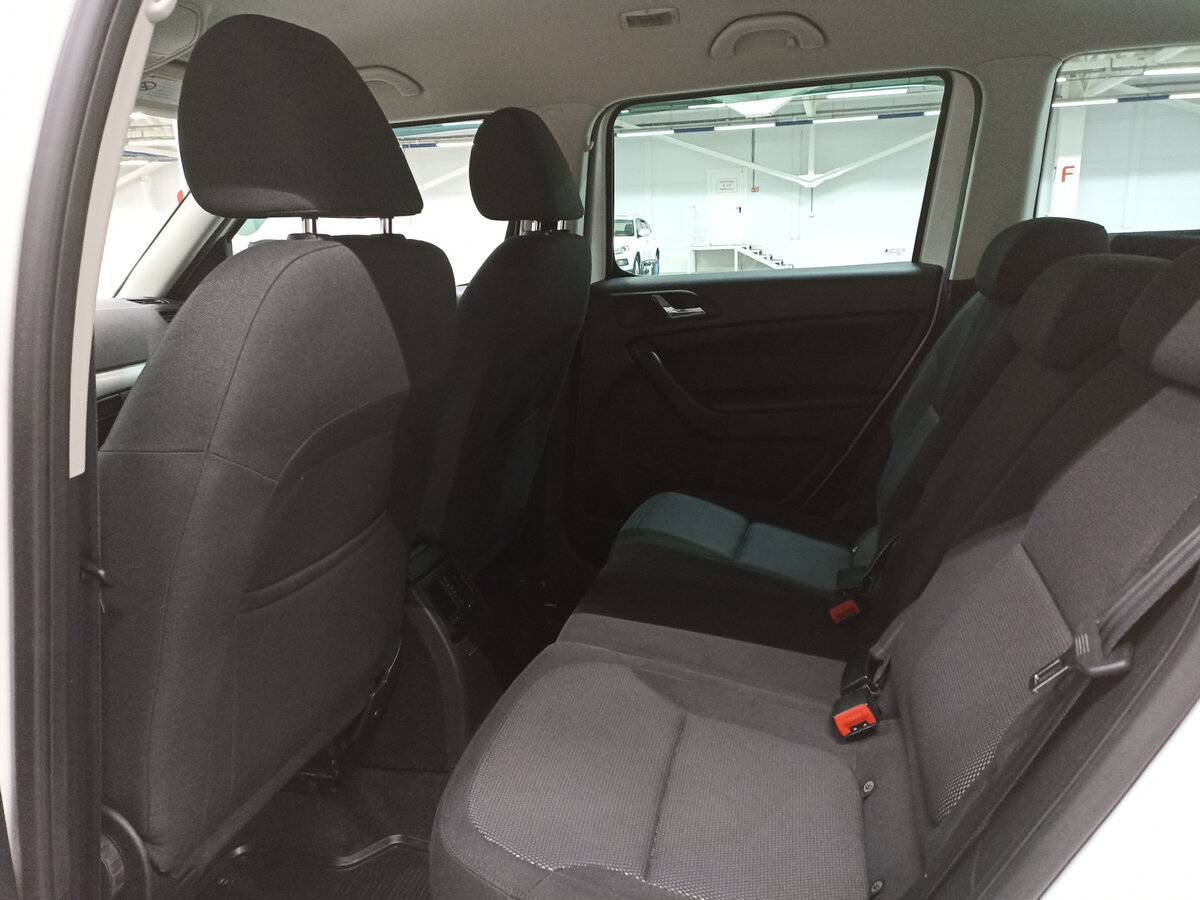 Skoda Yeti с пробегом — 2014 год. Фото: #11