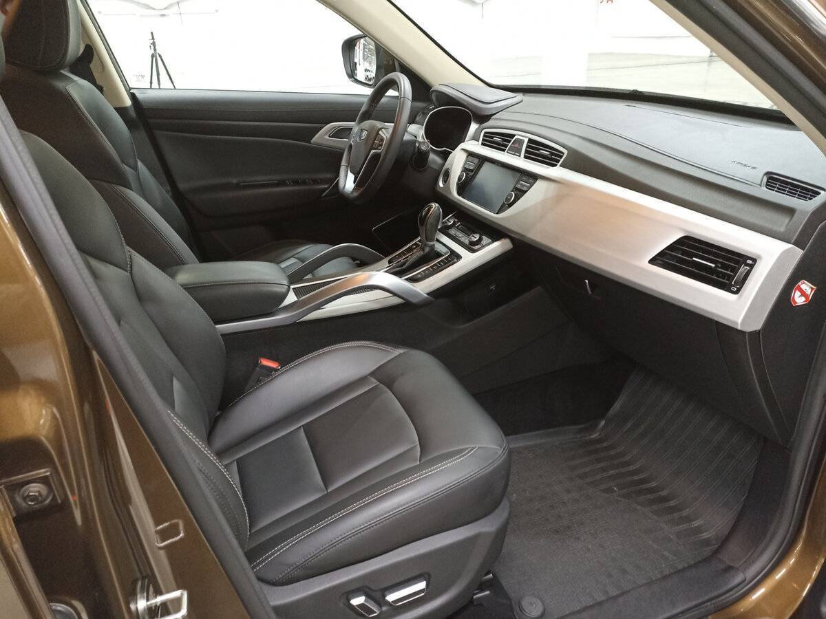 Geely Atlas с пробегом — 2020 год. Фото: #10