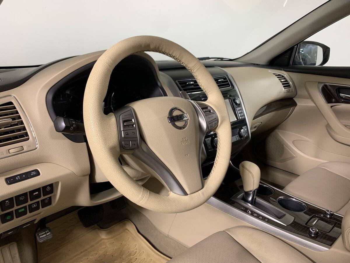 Nissan Teana с пробегом — 2014 год. Фото: #11