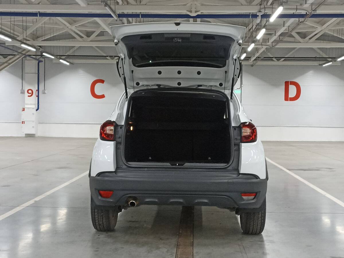 Renault Kaptur с пробегом — 2018 год. Фото: #9