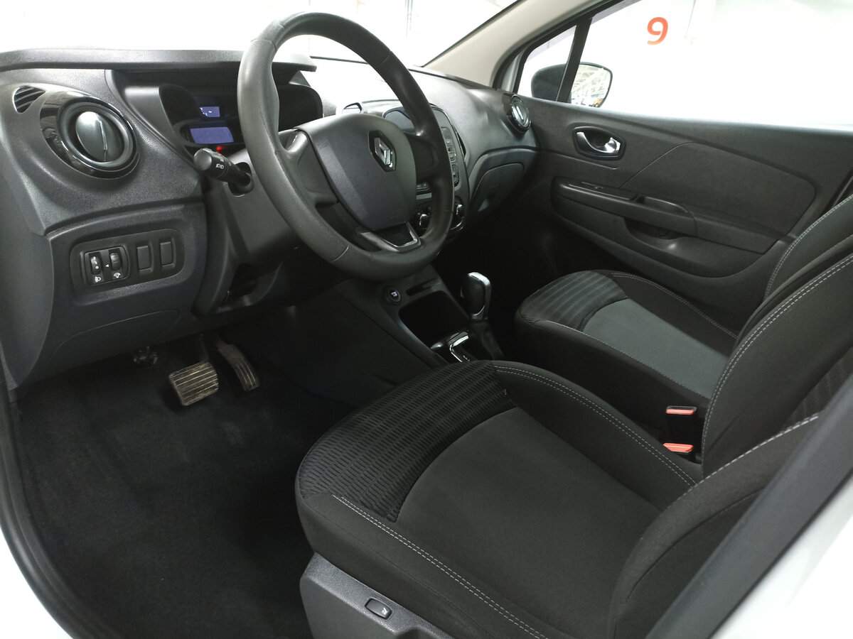 Renault Kaptur с пробегом — 2018 год. Фото: #15