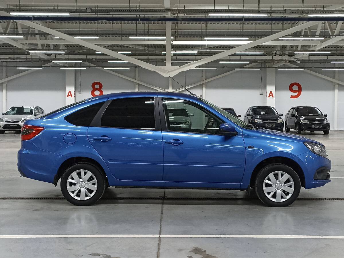 Lada (ВАЗ) Granta с пробегом — 2021 год. Фото: #3