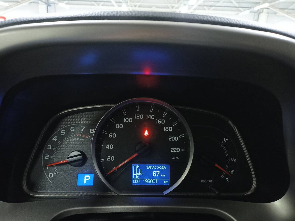 Toyota RAV4 с пробегом — 2013 год. Фото: #12