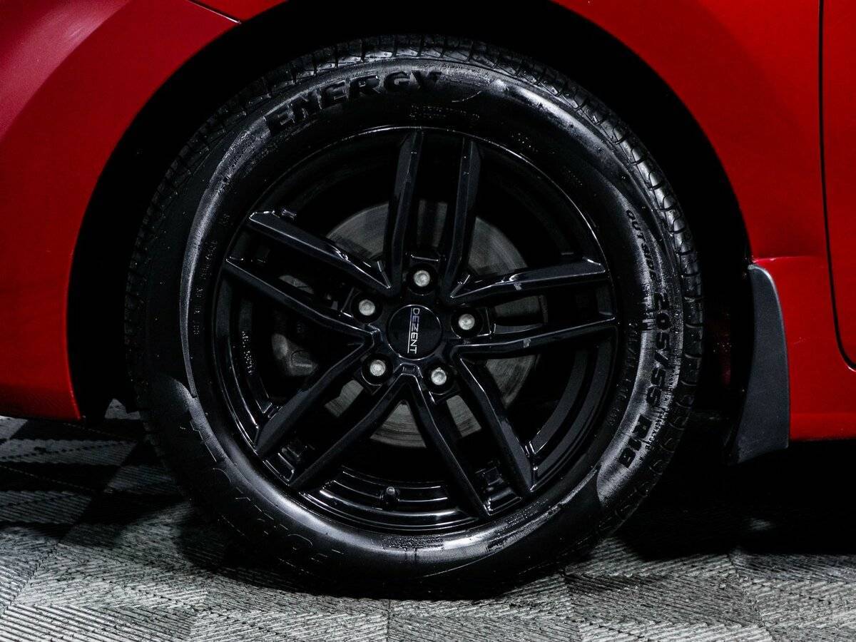 Hyundai Elantra с пробегом — 2015 год. Фото: #13