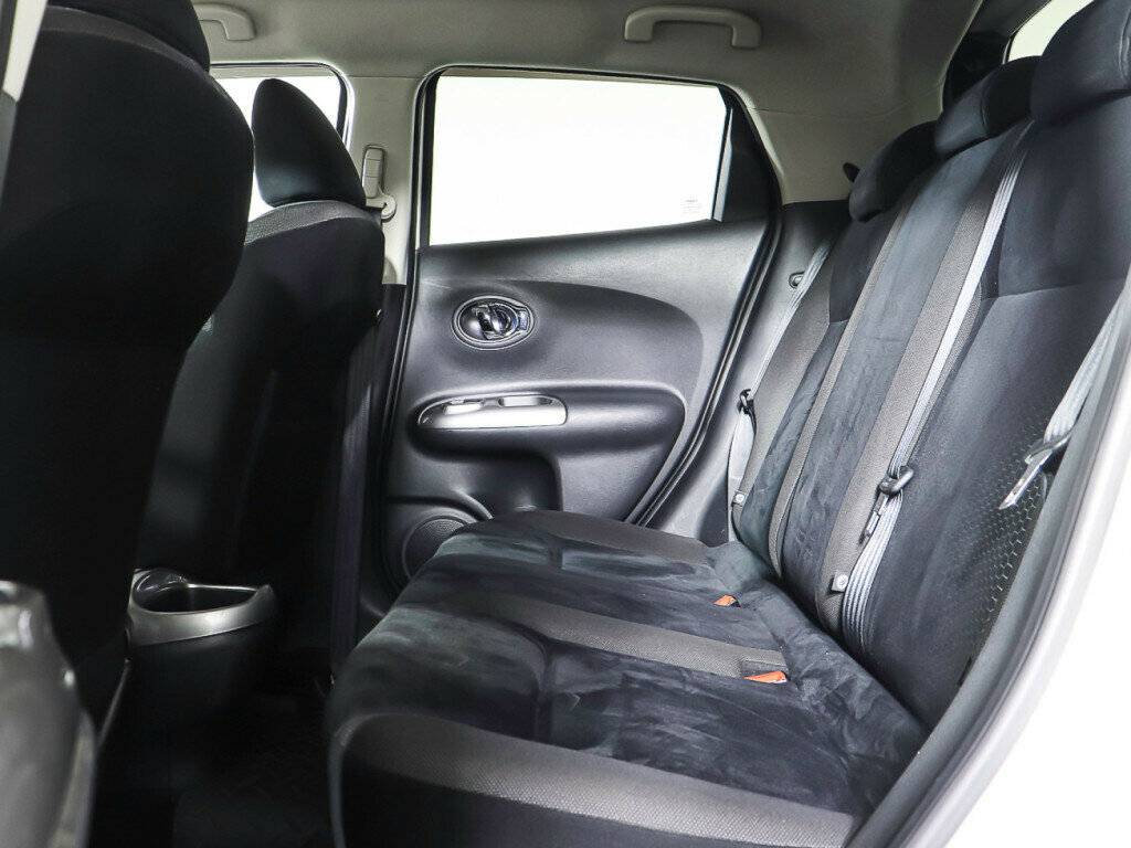 Nissan Juke с пробегом — 2012 год. Фото: #10