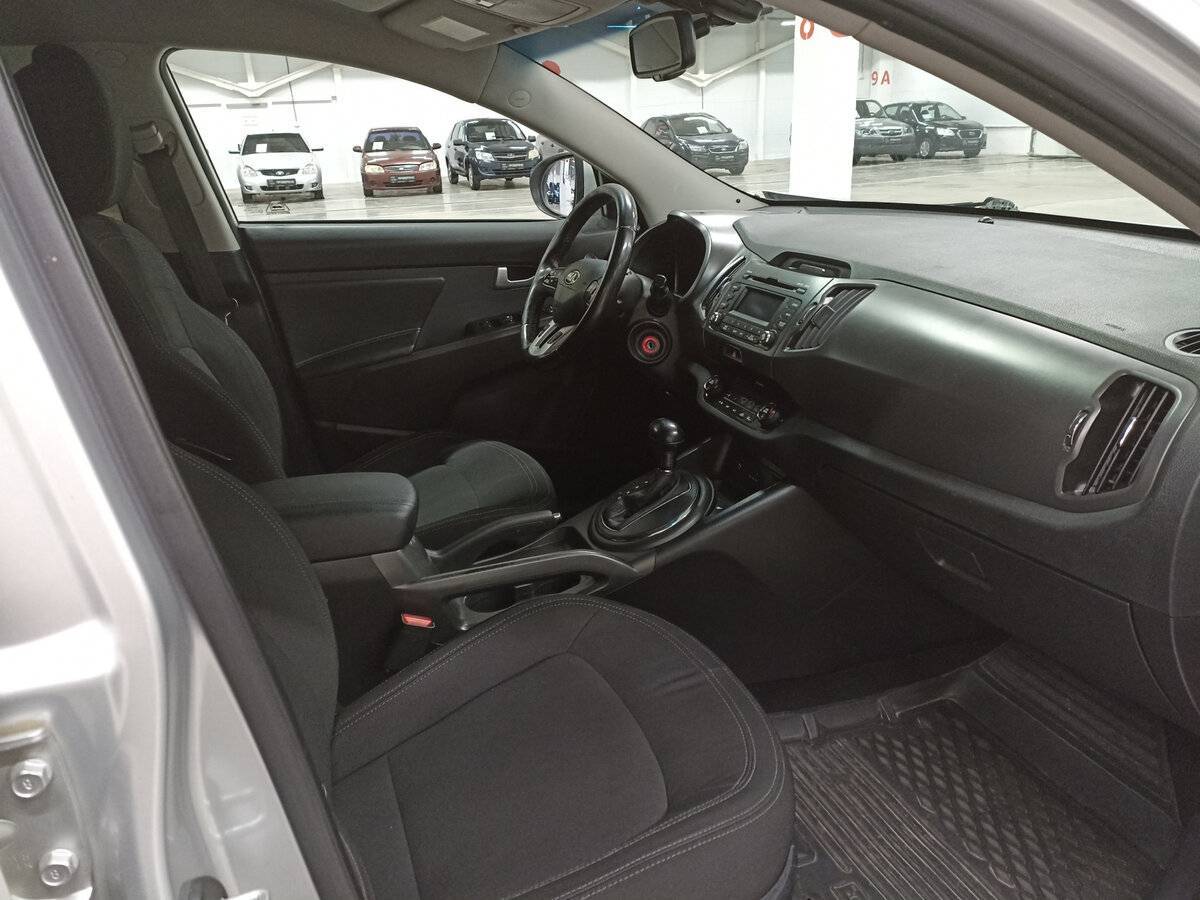 Kia Sportage с пробегом — 2013 год. Фото: #10