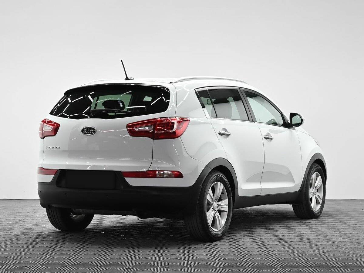 Kia Sportage с пробегом — 2012 год. Фото: #3