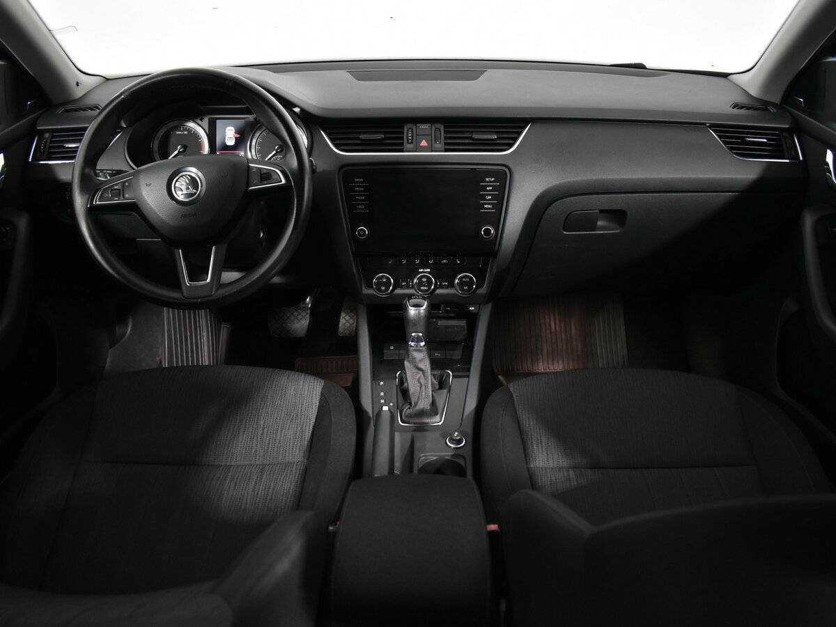 Skoda Octavia с пробегом — 2017 год. Фото: #9