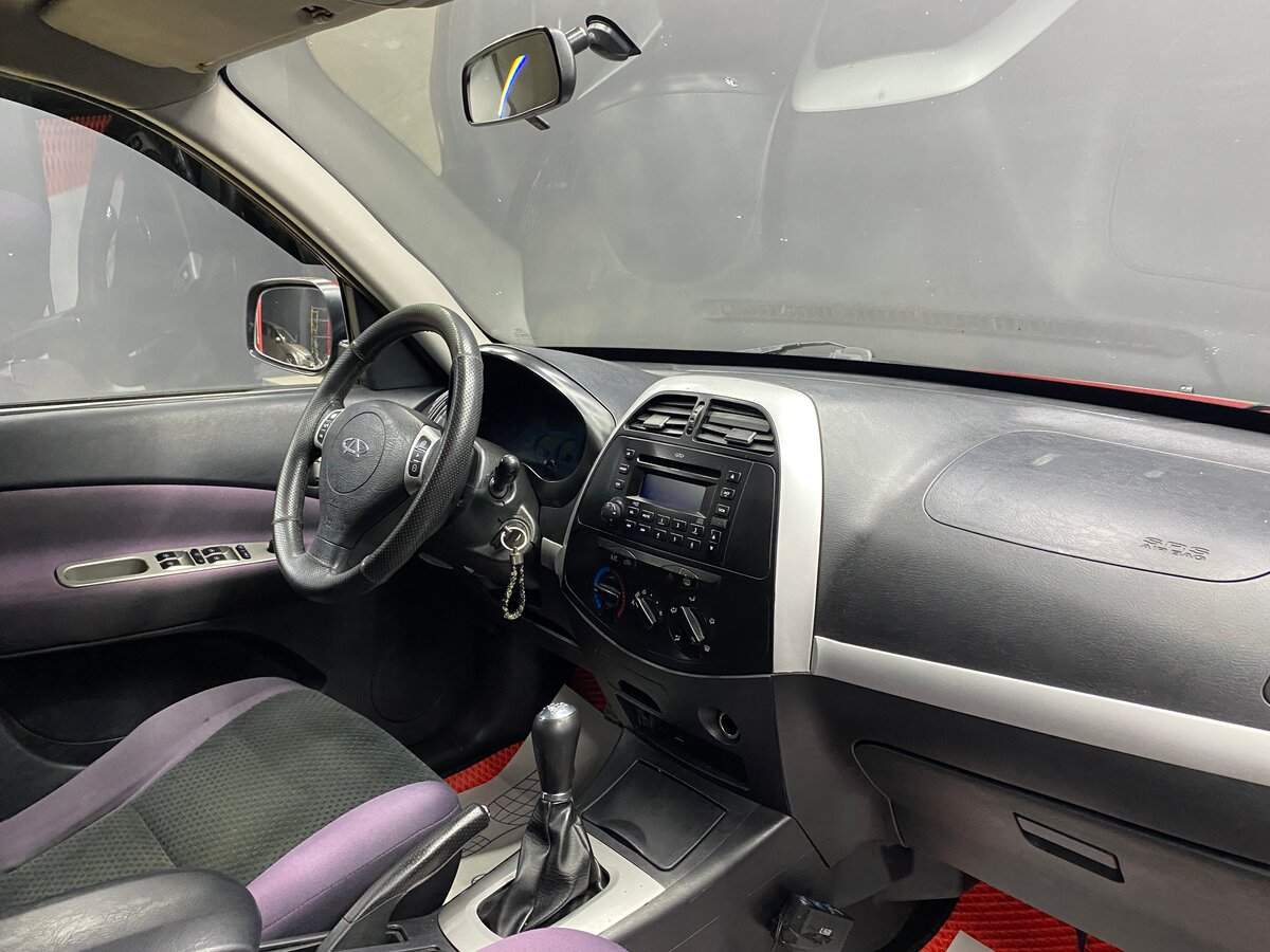 Chery Tiggo (T11) с пробегом — 2012 год. Фото: #8