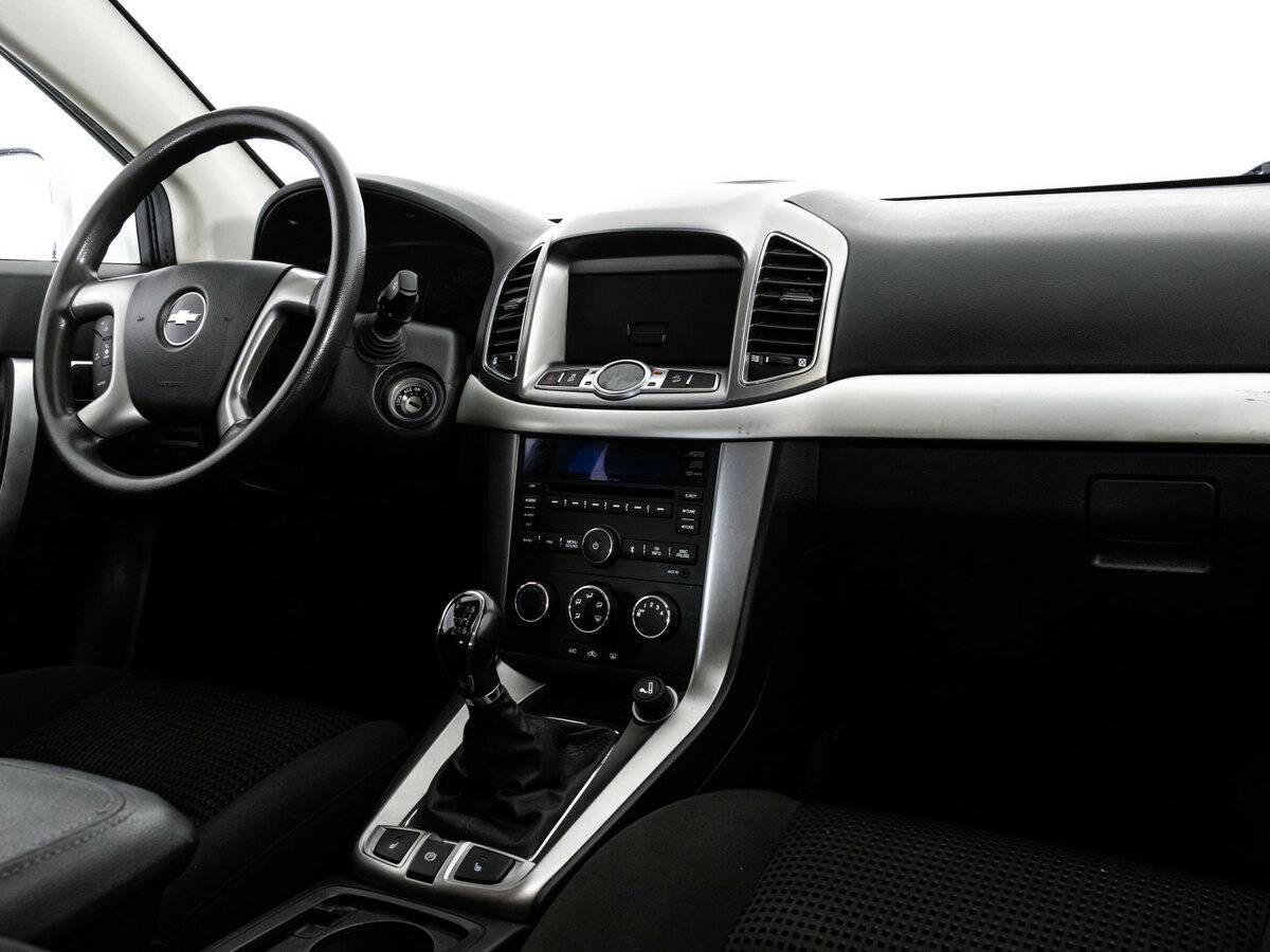 Chevrolet Captiva с пробегом — 2014 год. Фото: #6