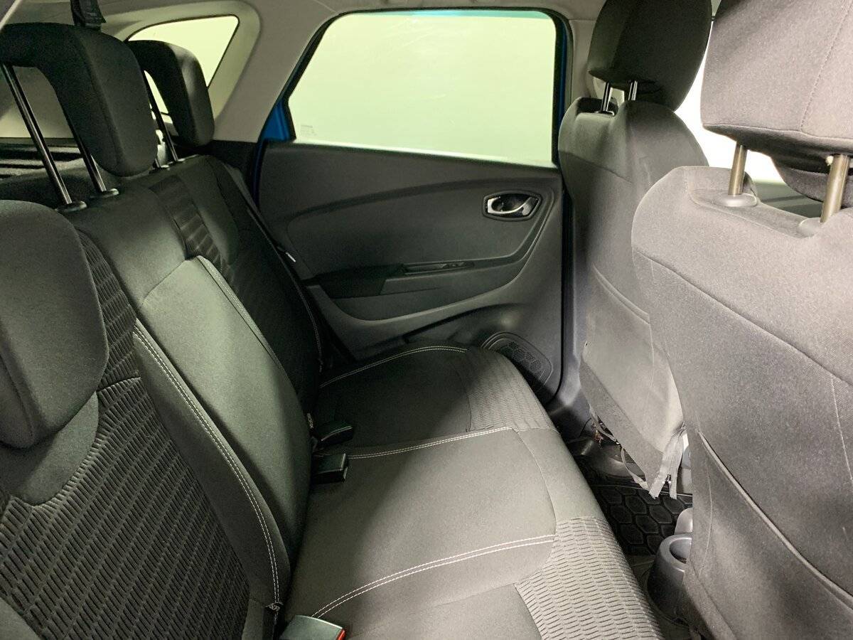 Renault Kaptur с пробегом — 2016 год. Фото: #16