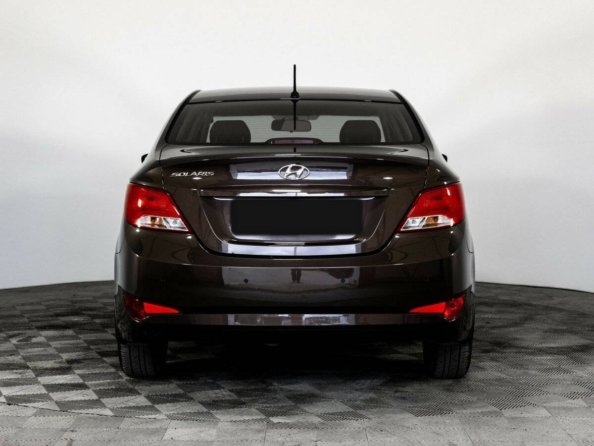 Hyundai Solaris с пробегом — 2016 год. Фото: #4