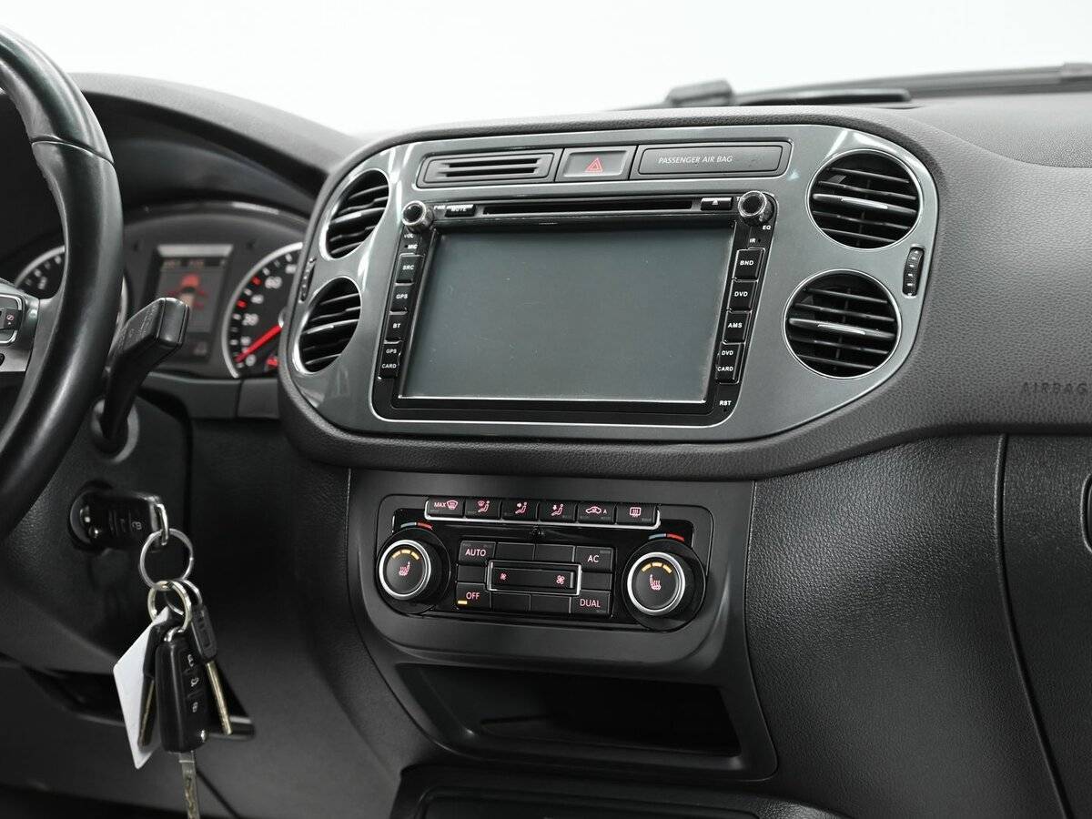 Volkswagen Tiguan с пробегом — 2012 год. Фото: #9